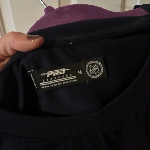 Seattle Kraken cropped shirt - Picture 3 of 3